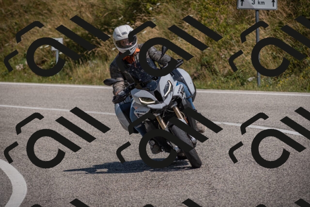 20250720114405-_5008411_am_