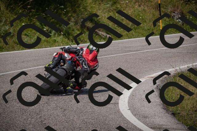 20250720114420-_5008422_am_