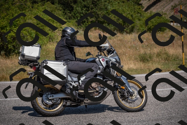 20250720114836-_5008504_am_