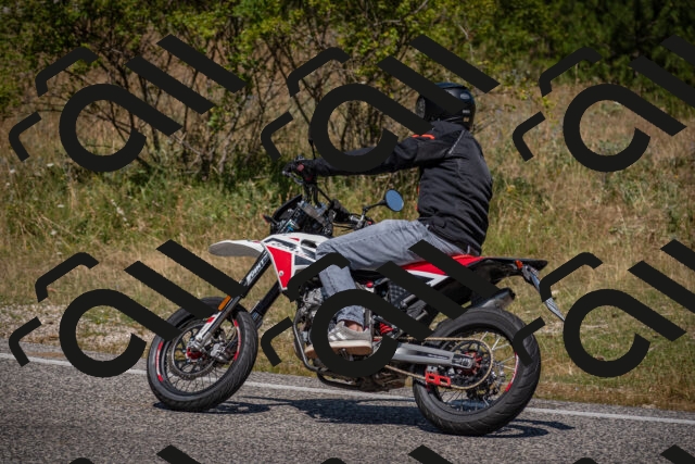 20250720114909-_5008528_am_