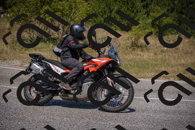 20250720115822-_5008740_am_