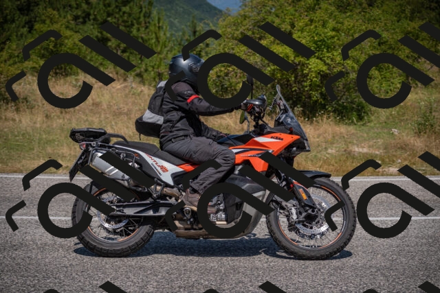 20250720115823-_5008741_am_