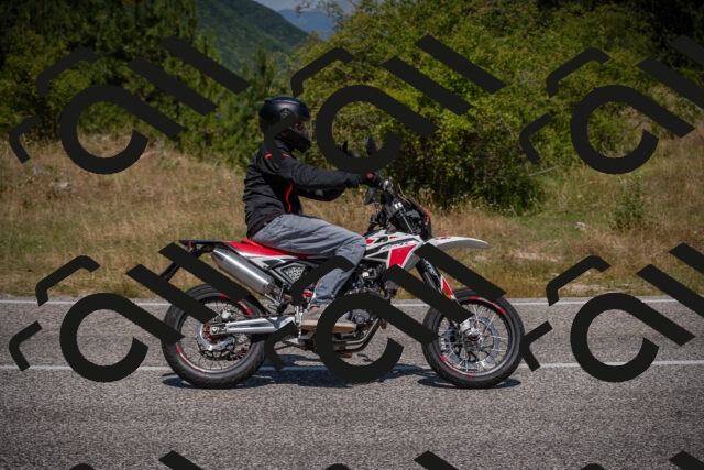 20250720115900-_5008766_am_