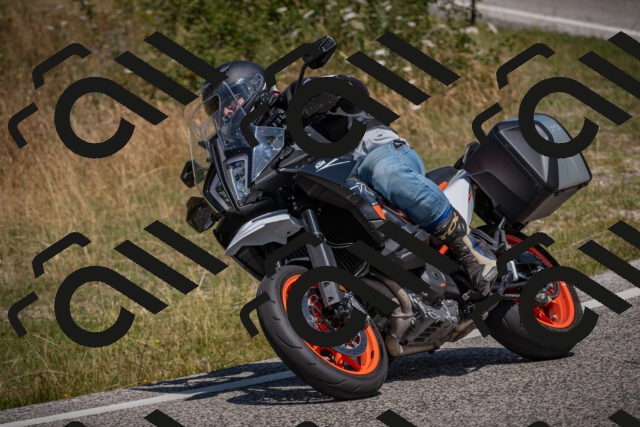 20250720120021-_5008831_am_