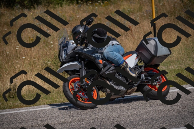 20250720120021-_5008832_am_