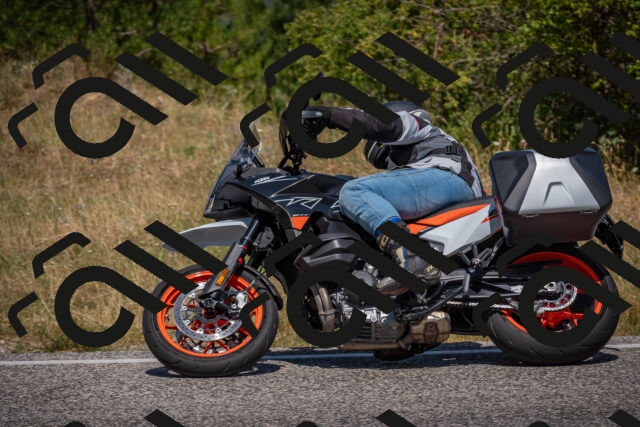 20250720120022-_5008834_am_