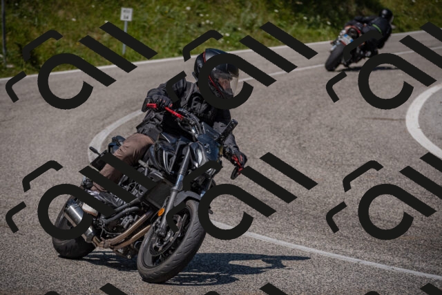 20250720120025-_5008839_am_