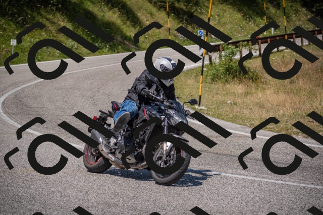 20250720120627-_5008990_am_