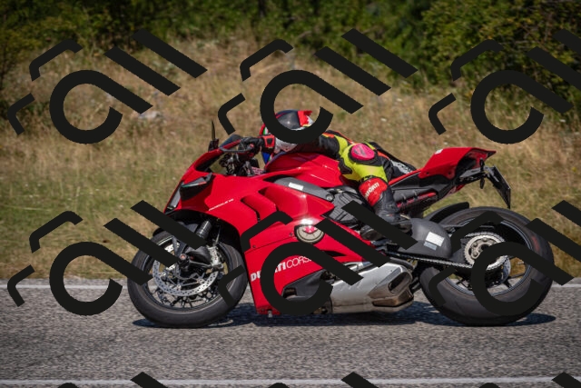 20250720120949-_5009050_am_