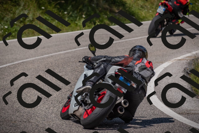 20250720120952-_5009054_am_