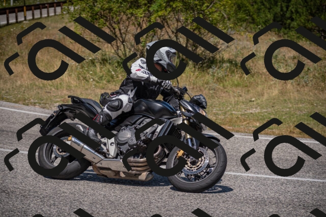 20250720121040-_5009084_am_