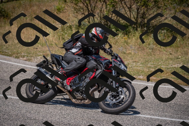 20250720121900-_5009184_am_