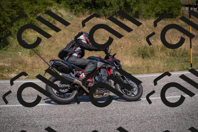 20250720121900-_5009186_am_