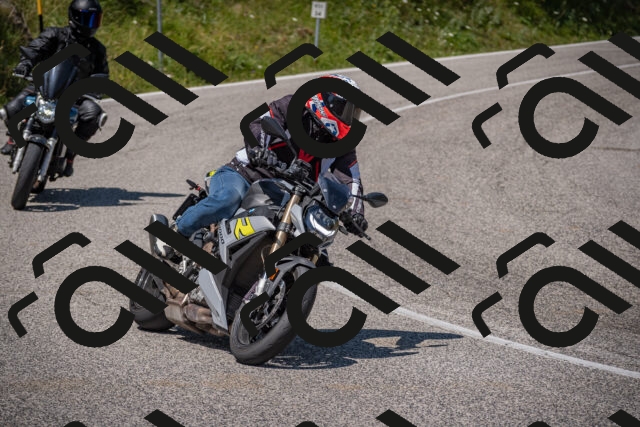 20250720122029-_5009216_am_