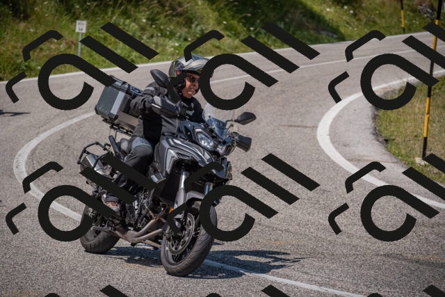 20250720122114-_5009236_am_