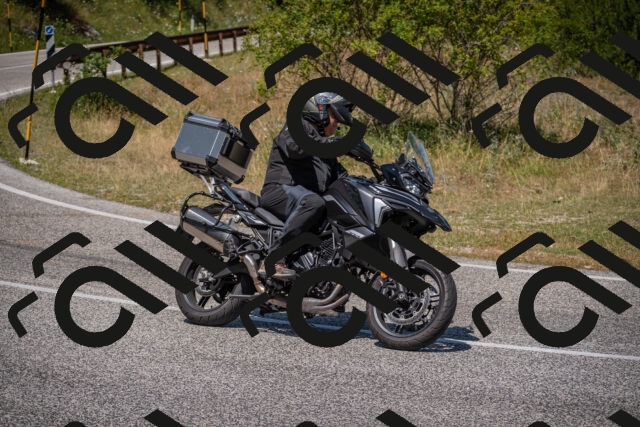 20250720122115-_5009238_am_