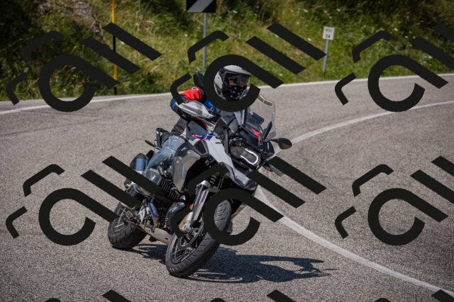 20250720122143-_5009243_am_