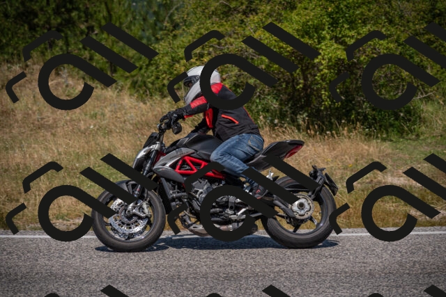 20250720122148-_5009248_am_