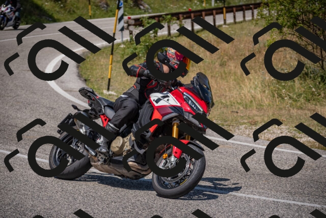 20250720122321-_5009291_am_