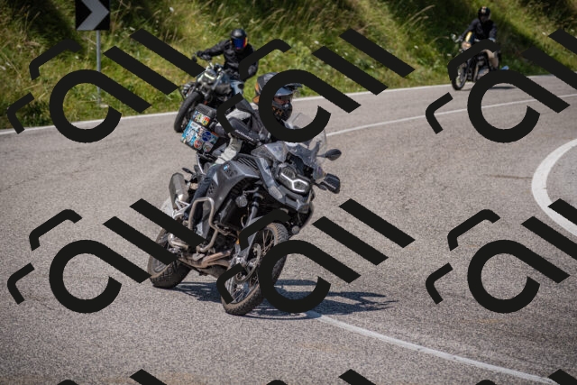 20250720122433-_5009310_am_