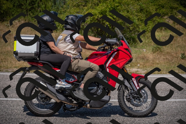 20250720122500-_5009319_am_