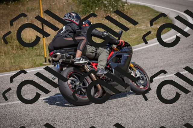 20250720122944-_5009413_am_