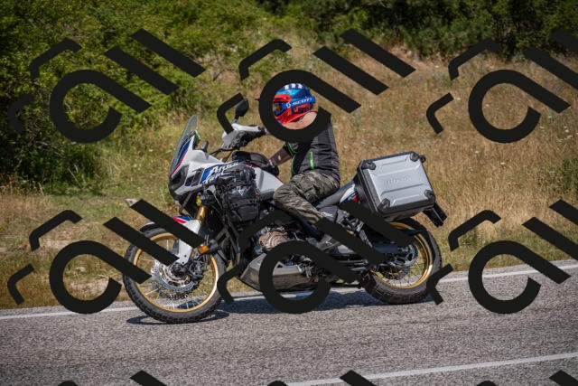 20250720123257-_5009515_am_