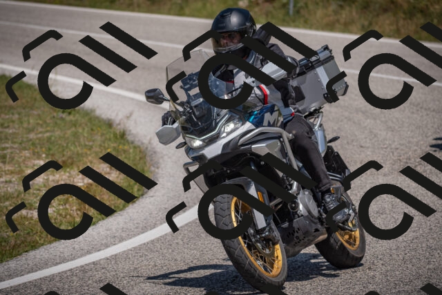 20250720125336-_5009880_am_