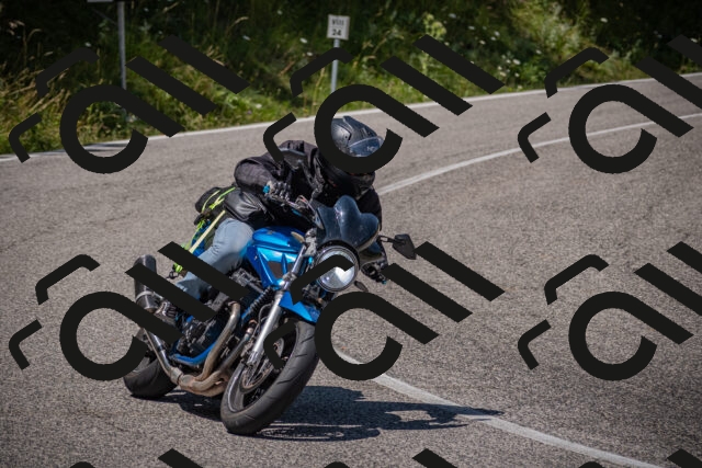 20250720125345-_5009886_am_