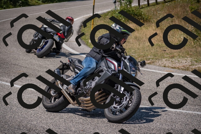 20250720130249-_5000060_am_