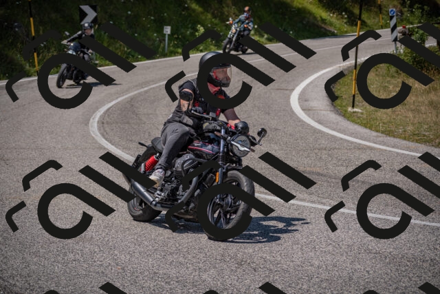 20250720130319-_5000083_am_