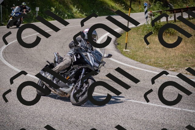 20250720130323-_5000090_am_