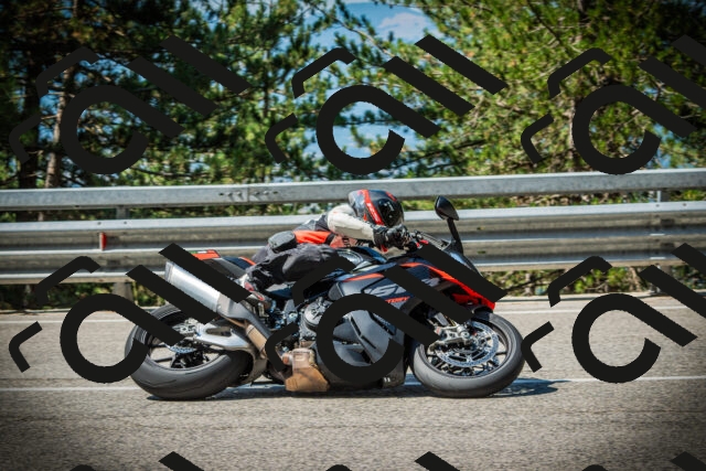 202507191050-DSC02980_c1_