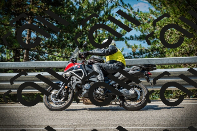 202507191051-DSC03005_c1_