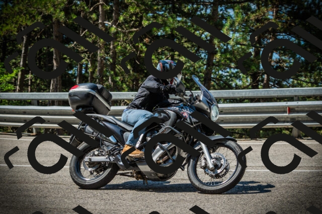 202507191054-DSC03086_c1_