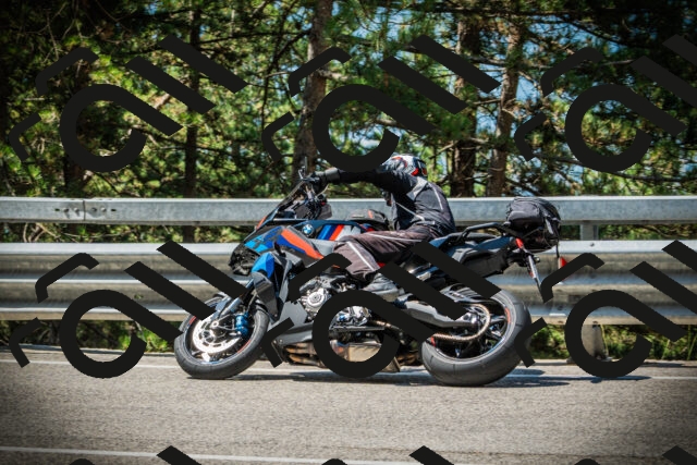 202507191114-DSC03319_c1_