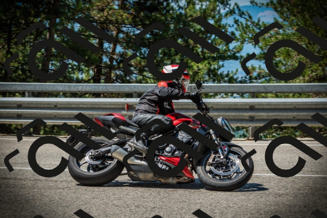 202507191114-DSC03332_c1_