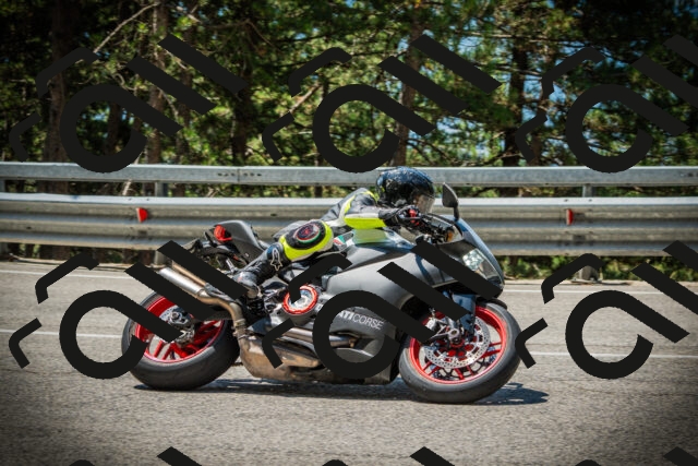 202507191156-DSC03867_c1_