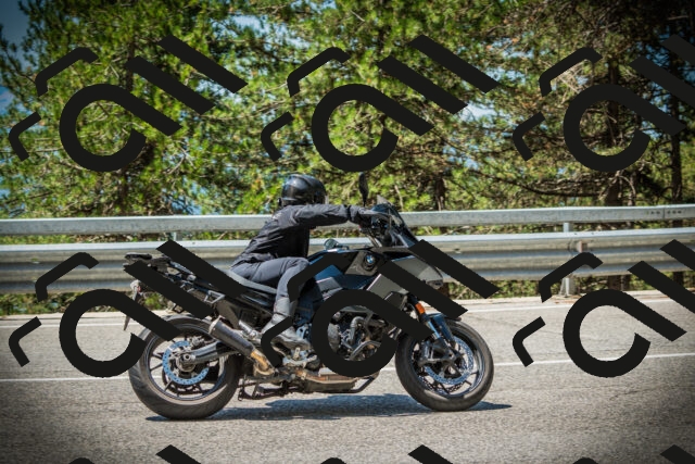 202507191200-DSC03925_c1_