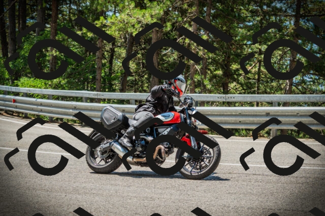 202507191202-DSC03976_c1_