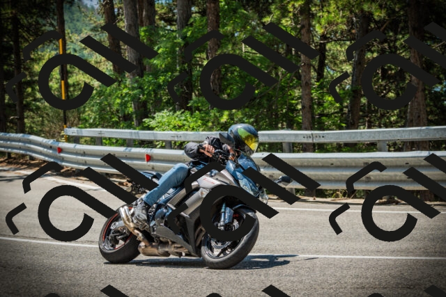 202507191208-DSC04027_c1_