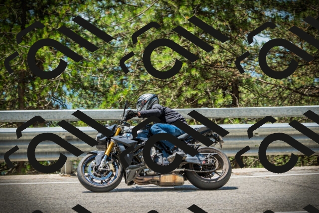 202507191235-DSC04376_c1_