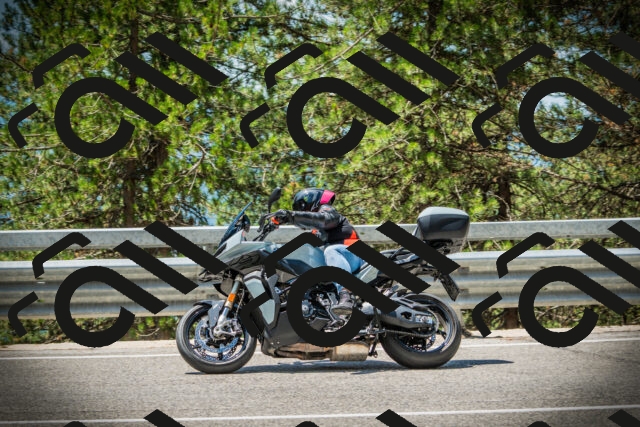 202507191235-DSC04380_c1_