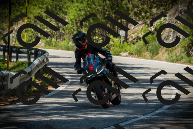 202507191240-DSC04427_c1_