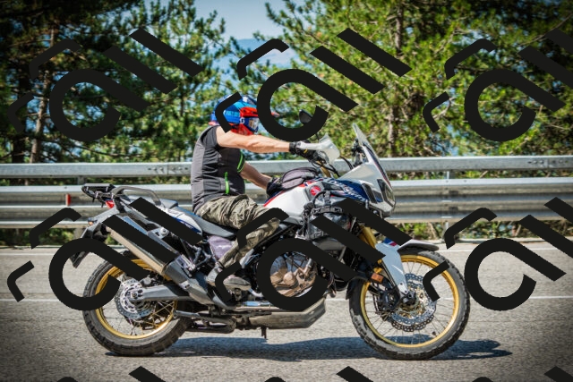 202507201050-DSC05296_c1_