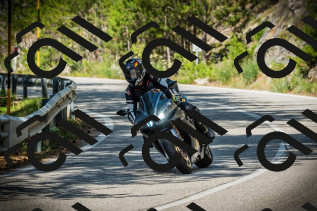 202507201052-DSC05325_c1_