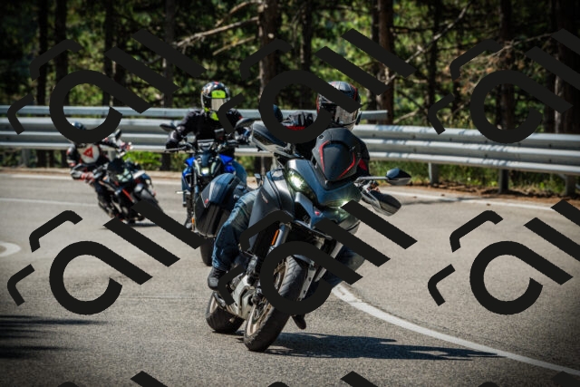 202507201055-DSC05407_c1_