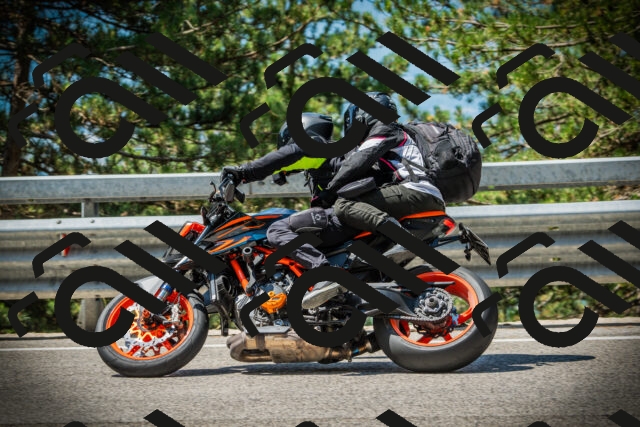 202507201122-DSC06064_c1_