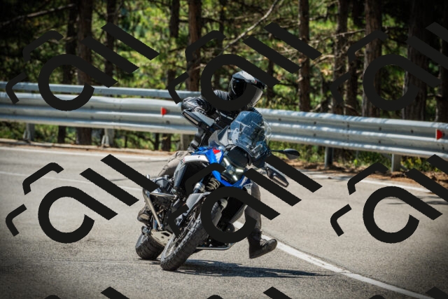 202507201142-DSC06365_c1_