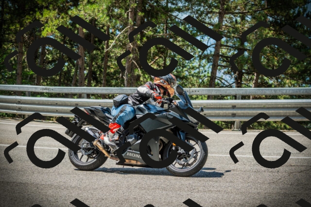 202507201144-DSC06426_c1_